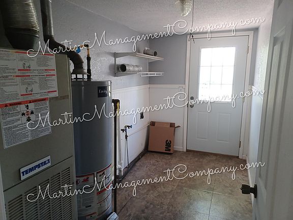 3rd image of 1820 S Beacon Ave