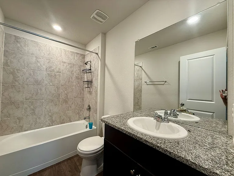 3319 Angus Xing — Photo 16