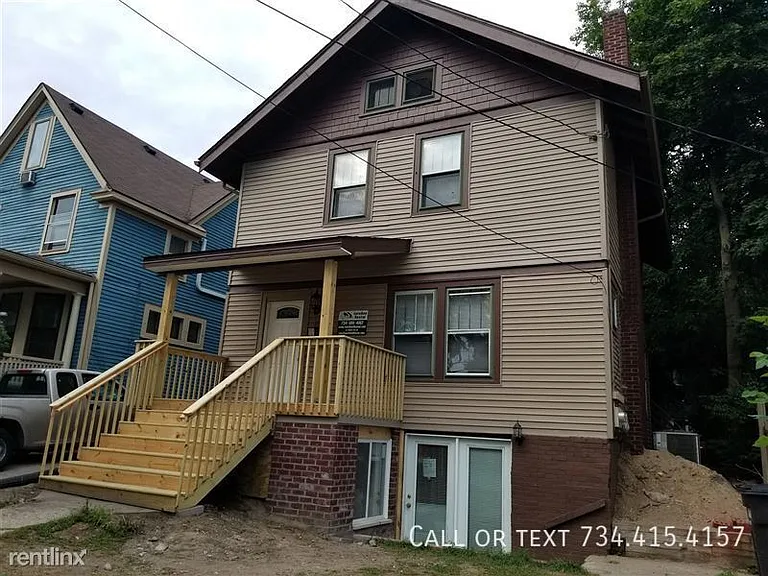 707 S Division St #1-A — Photo 1