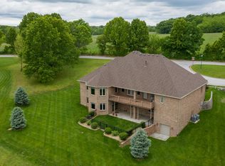110 Island Green Dr, Republic, MO 65738