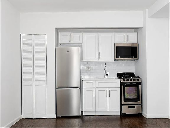 3rd image of 32 Cornelia St #56