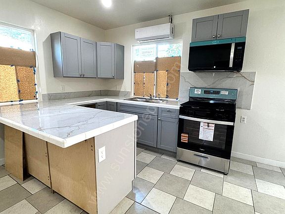 3rd image of 1789 Berkeley Ave #Adu