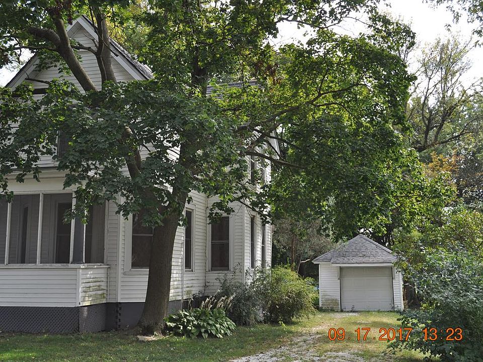 2nd image of 853 E Penn St