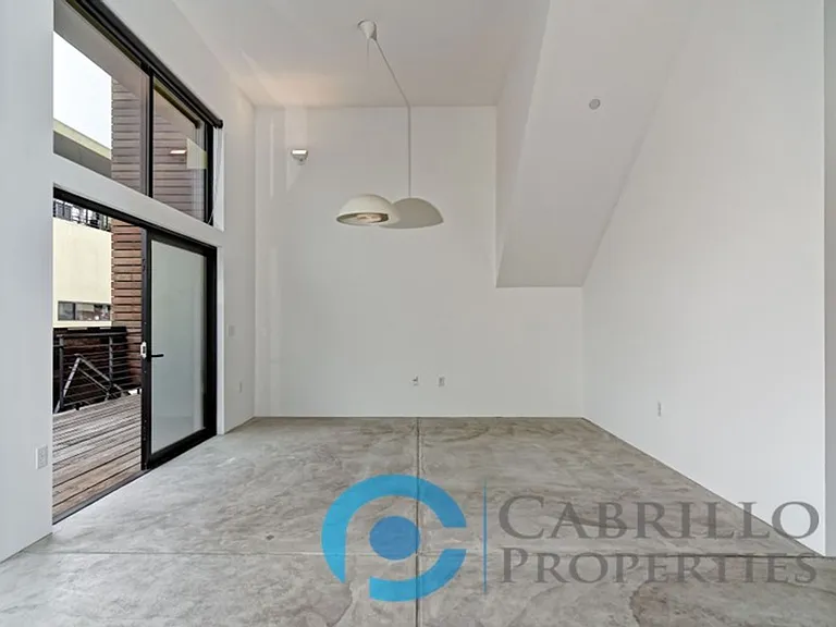 Centre Street Lofts — Photo 6