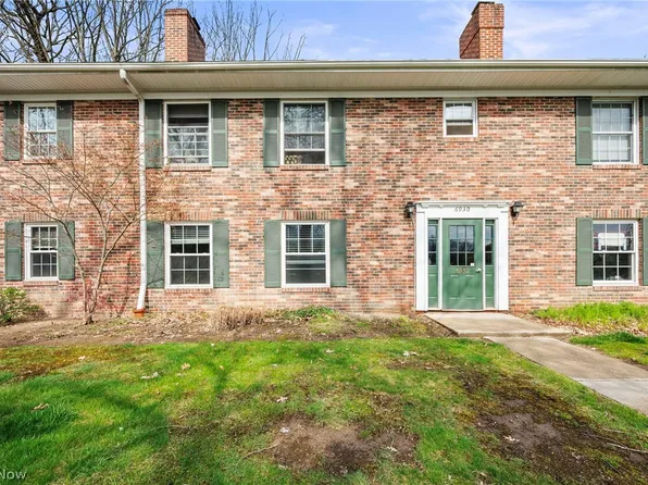 6930 Carriage Hill Dr APT 101, Brecksville, OH 44141