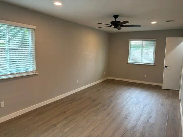 1914 Cameo Dr — Photo 11