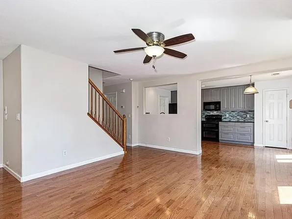 5428 S Quatar Ct, Aurora, CO 80015