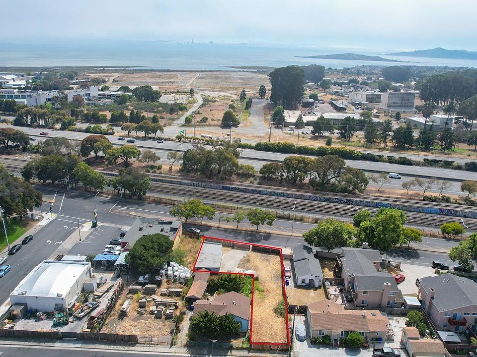 1st image of 982 Carlson Blvd