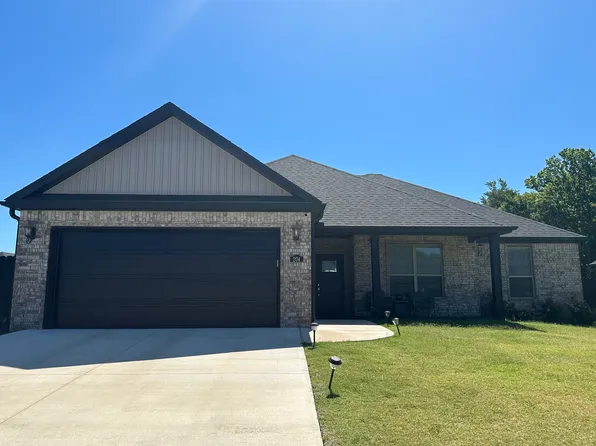 204 Vicks Cir, Centerton, AR 72719