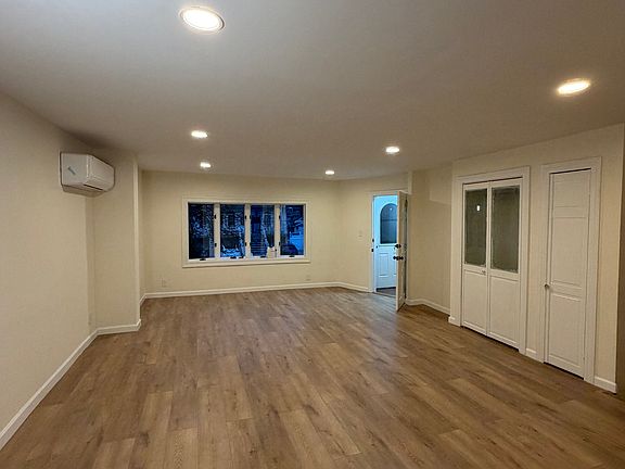 2nd image of 158 McClean Ave #1