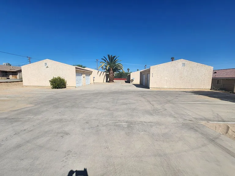 73512 Sun Valley Dr — Photo 12