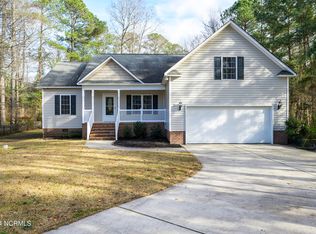 114 Laura Dr, New Bern, NC 28562