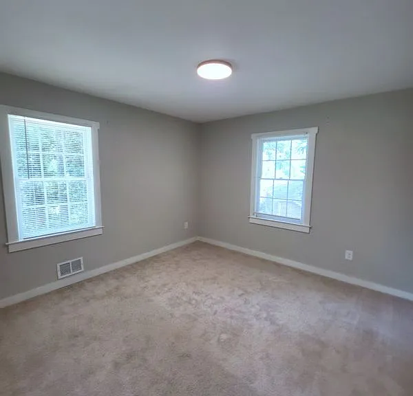 2741 Norma Cir — Photo 10