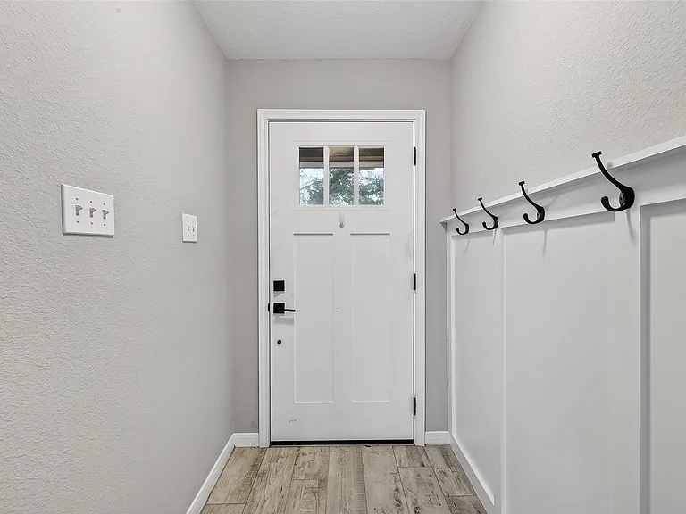20610 Moonrise River Ln — Photo 5