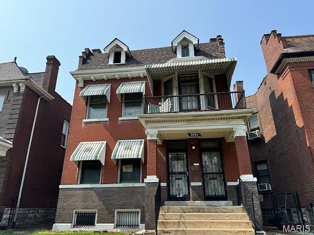 2nd image of 3920 Ashland Ave