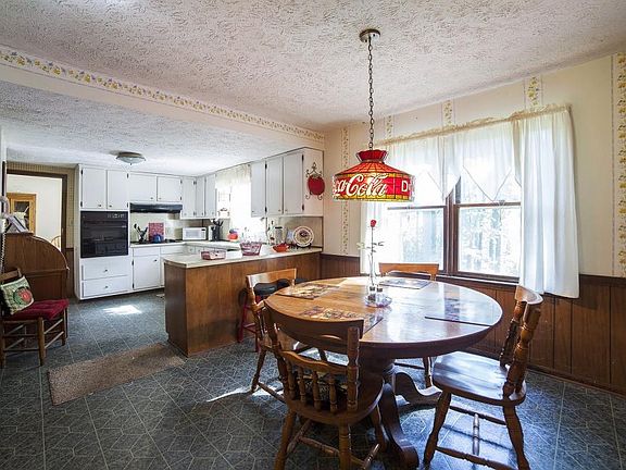 5th image of 2366 Cambridge St