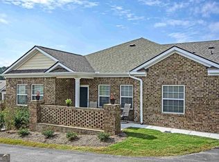 321 Villa Park Cir, Stone Mountain, GA 30087