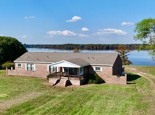 2138 Eagle Lake Shore Rd, Vicksburg, MS 39183