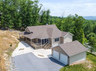342 Moundbuilder Loop, Hedgesville, WV 25427