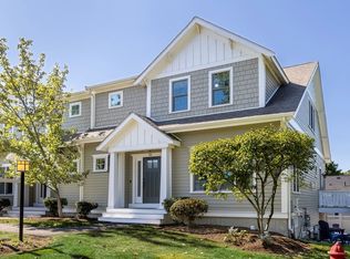 32 Putnam St UNIT 32, Needham Heights, MA 02494