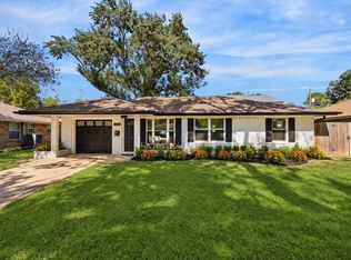 2214 Bron Holly Dr, Houston, TX 77018