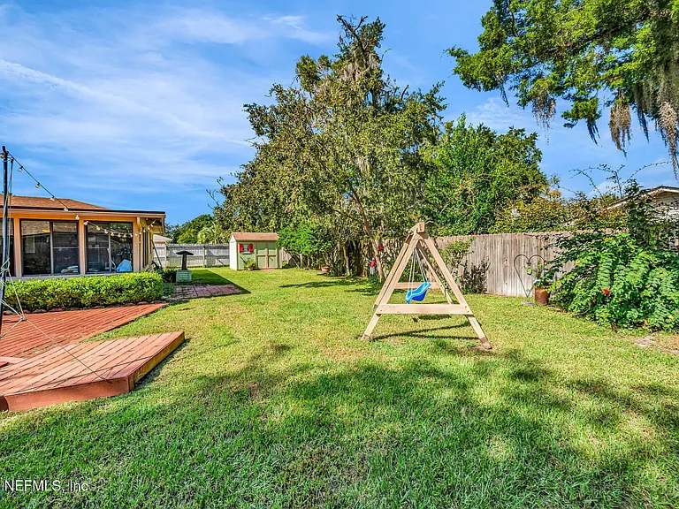 5495 Forrest Dr — Photo 19