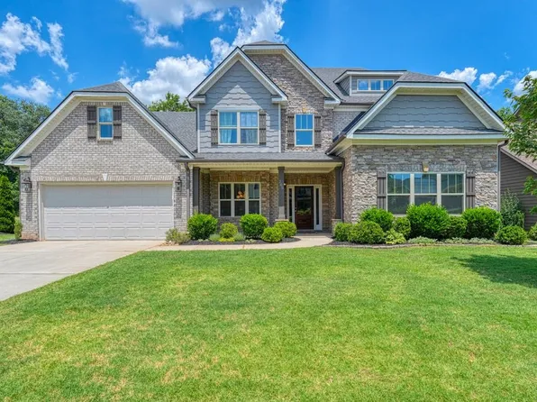 205 Colfax Dr, Boiling Springs, SC 29316