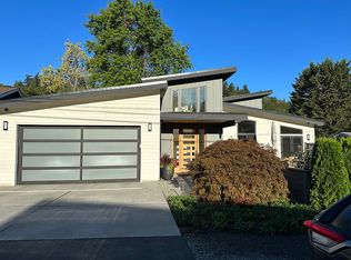 3459 77th Pl SE, Mercer Island, WA 98040