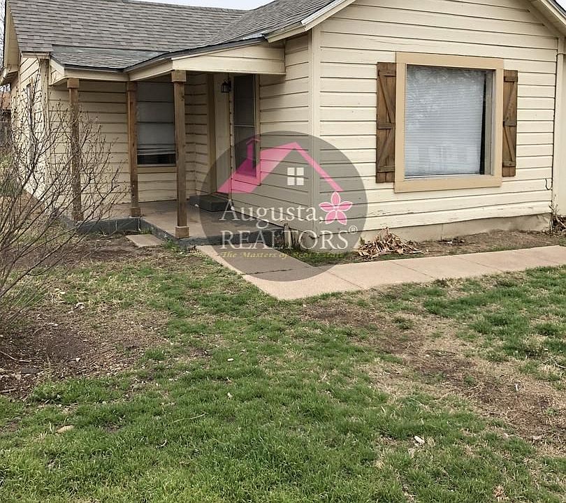 1st image of 1642 Poplar St