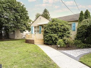 34 W 4th Ave, Runnemede, NJ 08078