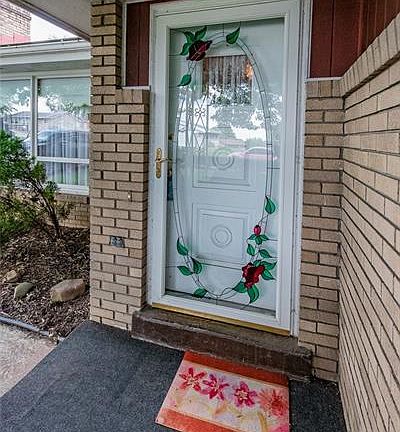 3rd image of 28 Marilou Dr