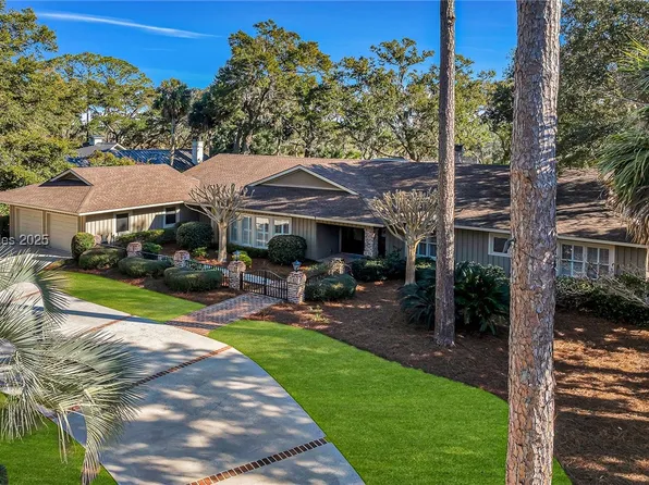 8 N Calibogue Cay Rd, Hilton Head Island, SC 29928