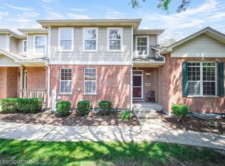 18574 W Point Dr, Tinley Park, IL 60477