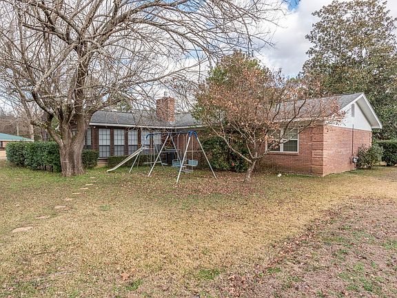 5th image of 111 Briarwood Dr