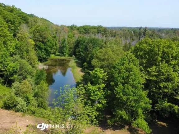 3rd image of 3025 NE Lakeshore Dr