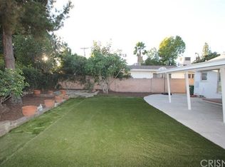 19212 Friar St, Reseda, CA 91335