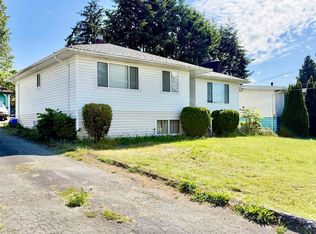 13688 113th Ave, Surrey, BC V3R 2J1