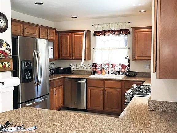 5th image of 10928 Calcedonian St