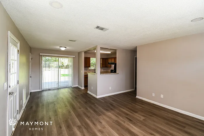 3920 Lane Ave S — Photo 5