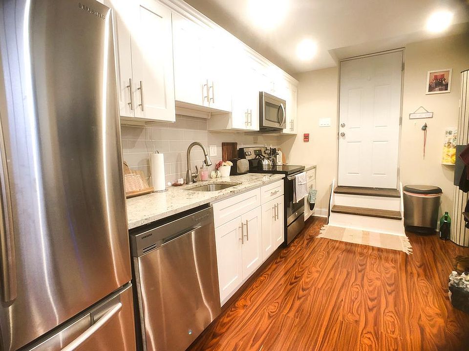 1st image of 1510 N 17th St APT 1R