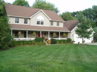 3710 Rosewood Dr, Zanesville, OH 43701
