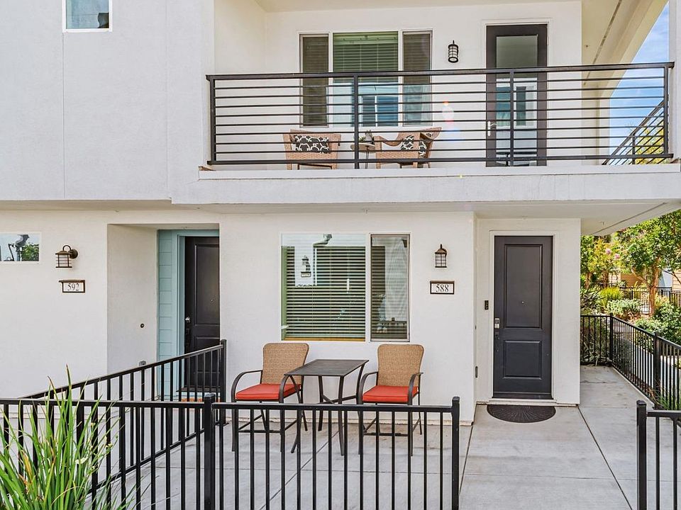 1st image of 588 Apricot Way