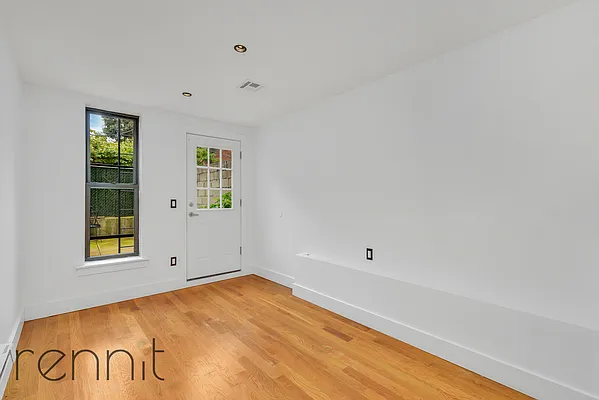 Rented by Rennit Inc. | media 6