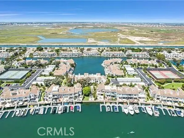 3832 Montego Dr, Huntington Beach, CA 92649
