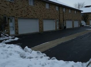 7217 W 154th St #1, Orland Park, IL