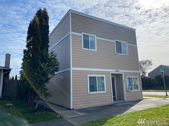 2nd image of 4849 S Yakima Ave