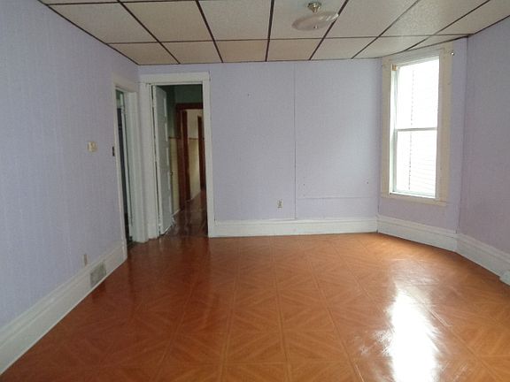 3rd image of 10251 S Avenue M