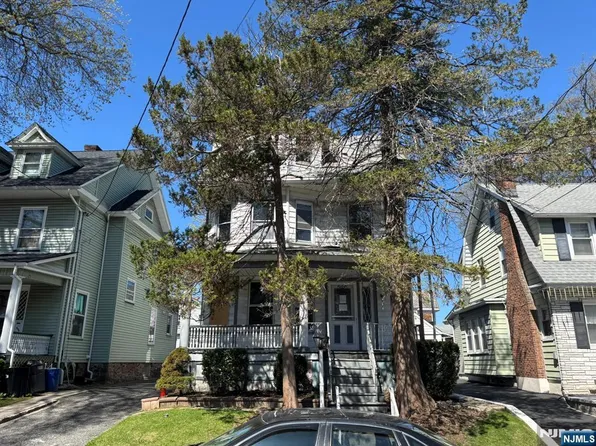 900 Lake St, Newark, NJ 07104