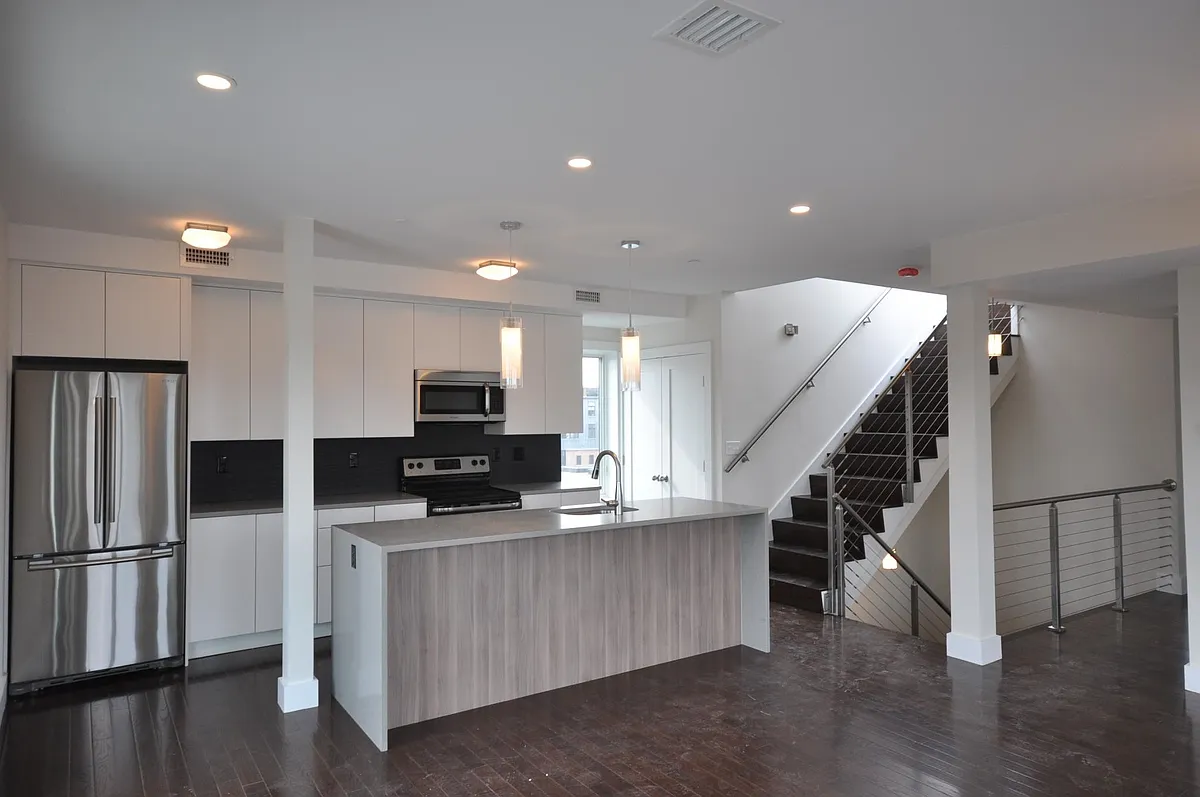 Building Photo - 659 Massachusetts Ave #9B