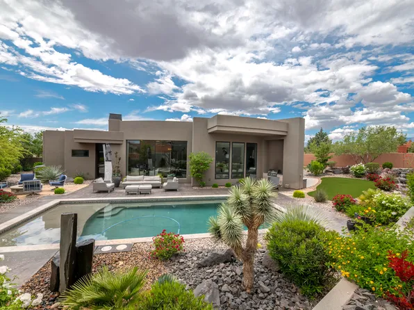 619 E Flint Rock Cir, Ivins, UT 84738